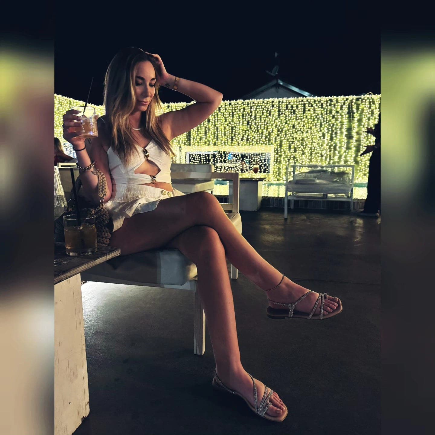 Büşra · 20 yaş · Beylikdüzü bireysel masöz · Özel Masaj uzmanı · fotoğraf 2